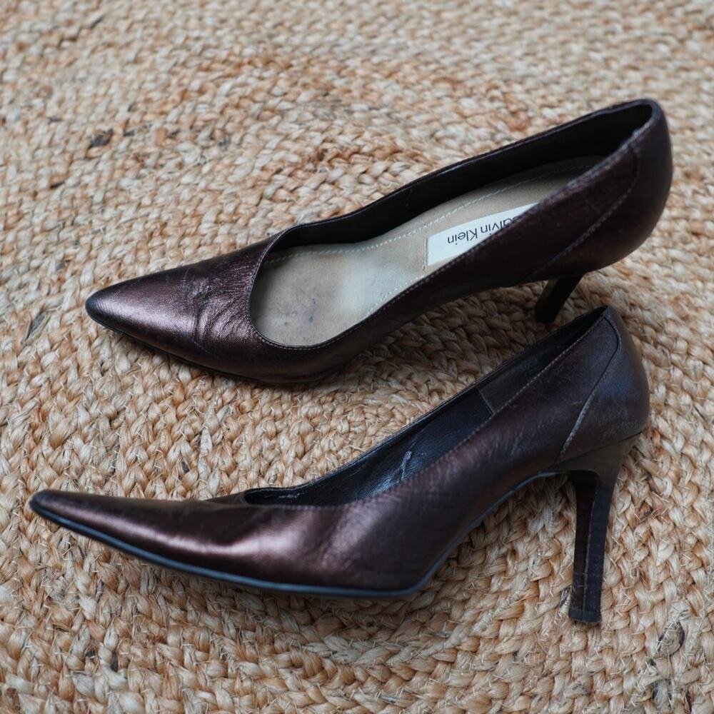 Calvin Klein Bronze Leather Pumps Y2K 7M